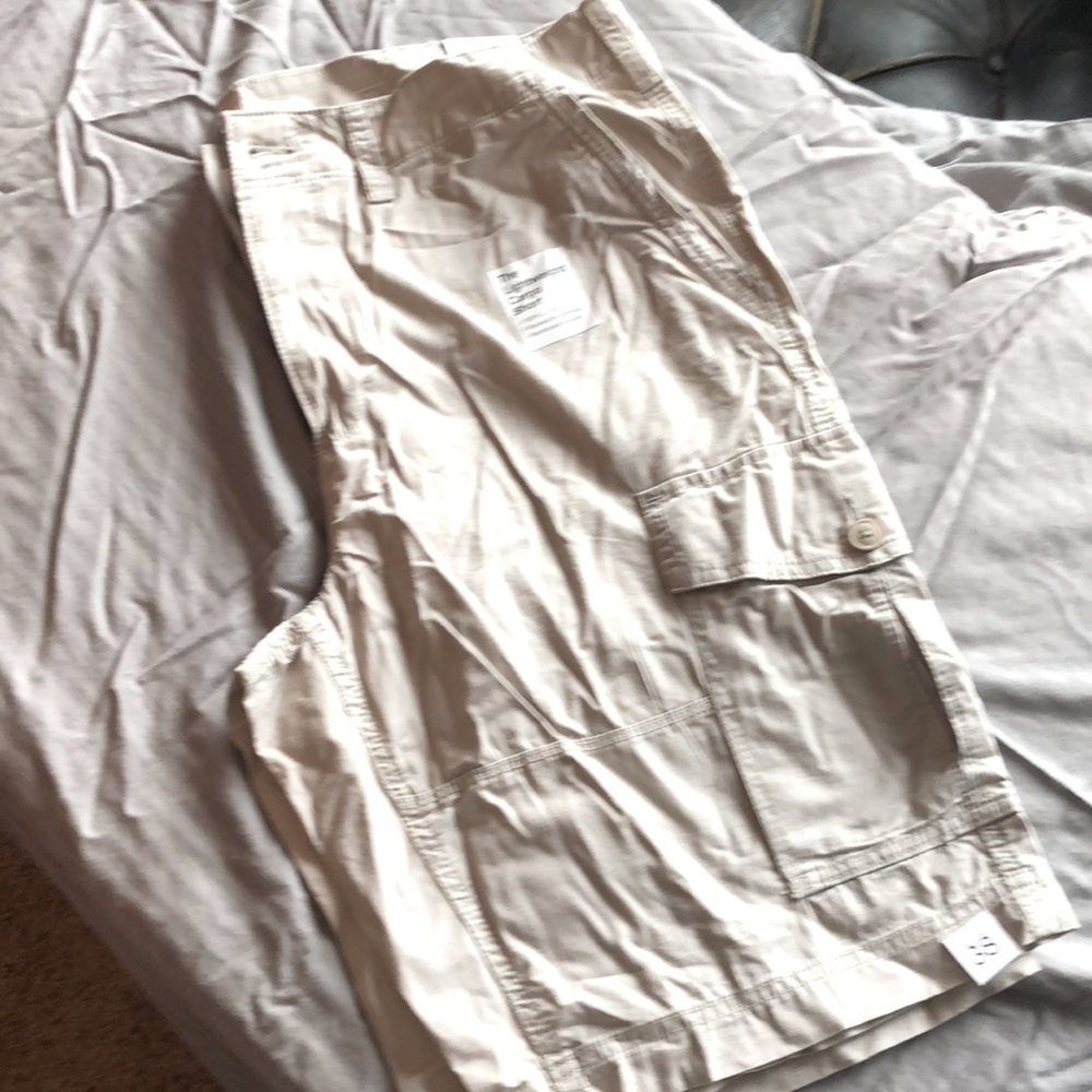 Men’s cargo shorts